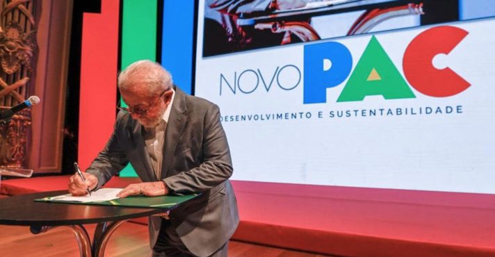 Arrecadação cresce, e Lula fala em aumentar gastos públicos