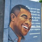 Favorito ao prêmio do BBB, Davi ganha grafite no muro do seu bairro