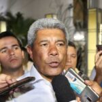 Jerônimo volta a defender portaria que flexibiliza aprovação de alunos e critica APLB