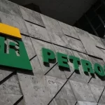 Governo tenta conter crise na Petrobras, mas incertezas persistem