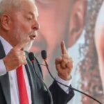 Lula faz afirmação polêmica ao dizer que mulher pode comprar batom e calcinha “com salário”