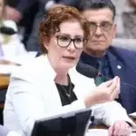 Carla Zambelli se manifesta em suas redes sociais após acusação de ex comandante da FAB