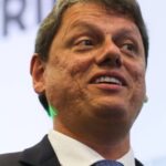 Após operação da PM, aprovação de Tarcísio passa de 70% em Santos