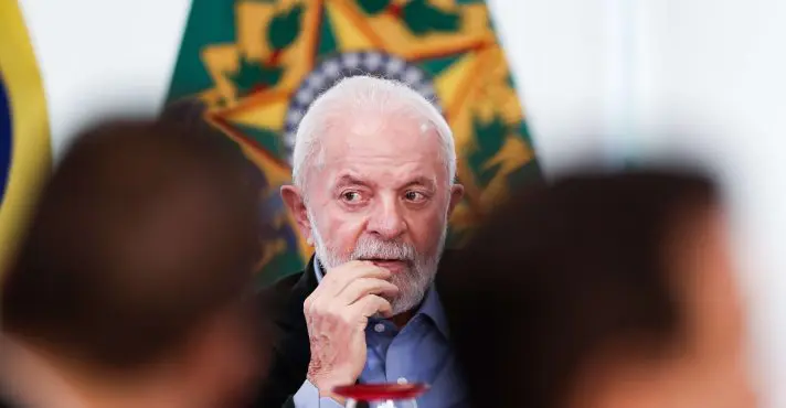 Folha e Estadão atribuem queda de popularidade de Lula à falta de ação consistente