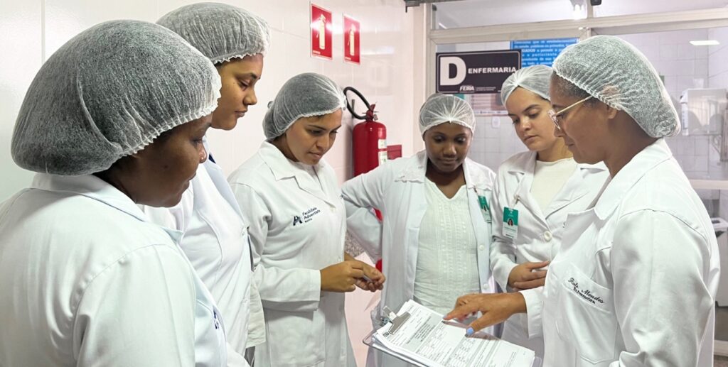 Parcerias com instituições de ensino impulsionam aprendizado prático no Hospital da Mulher