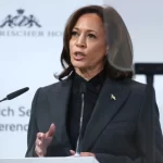 Pela primeira vez na história, vice dos EUA visita clínica de aborto