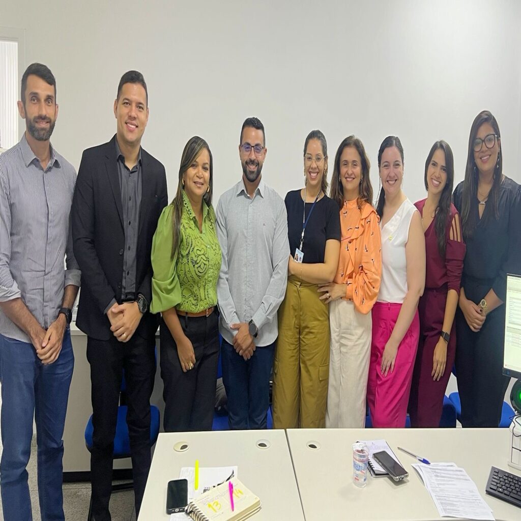 Comissão de Juizados Especiais se reúne com titular da 4ª Vara, Dra. Anna Ruth Menezes