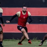 Ainda sem vencer no Brasileirão, Vitória visita o Cruzeiro neste domingo