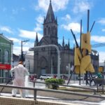 Avenidas e ruas no centro da cidade passam por limpeza geral