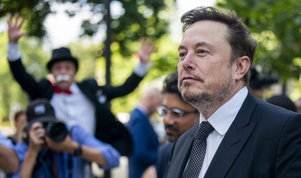 Elon Musk chama Moraes de ditador