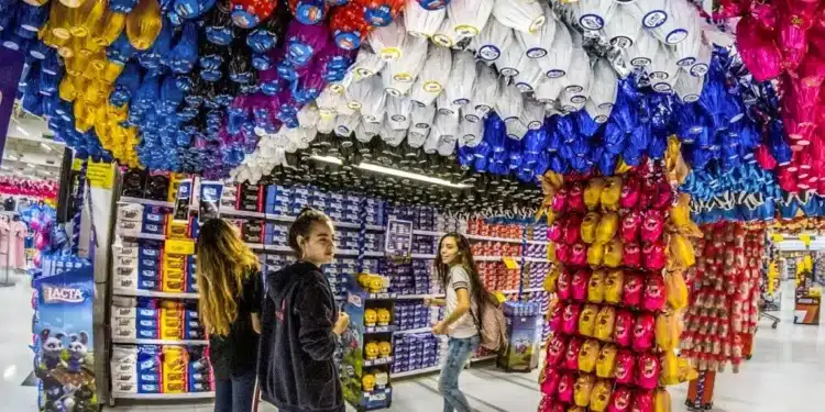 Crise: Vendas do varejo caem 5% na Páscoa de 2024