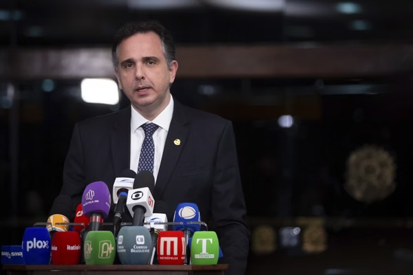 Pacheco defende aprovação do PL das Fake News: “Não é censura”