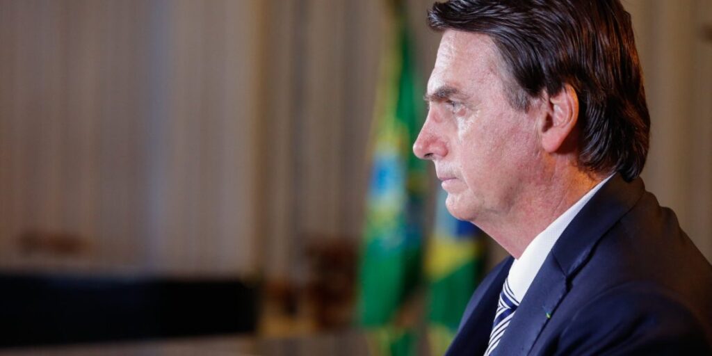 Em passos finais de inquérito, PF viaja aos EUA para verificar transações sobre caso de joias de Bolsonaro