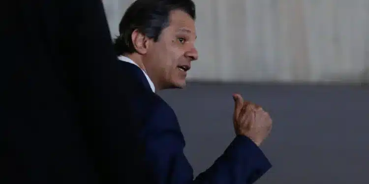 Haddad admite que Brasil não terá superávit