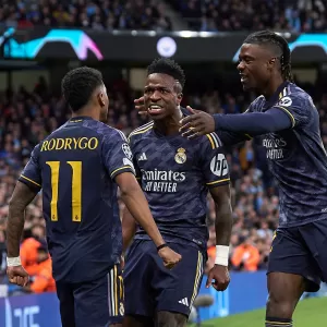 Real aguenta sufoco do City, leva para os pênaltis e avança na Champions