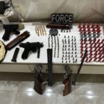 Três policiais são presos investigados por participação em grupo de extermínio