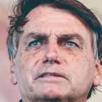 Bolsonaro é transferido para SP para tratar infecção e obstrução intestinal