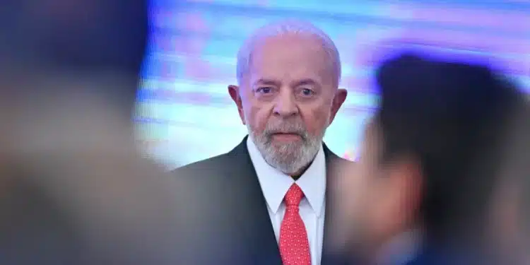 Lula se empenha e articula força-tarefa para manter “saidinhas” dos detentos