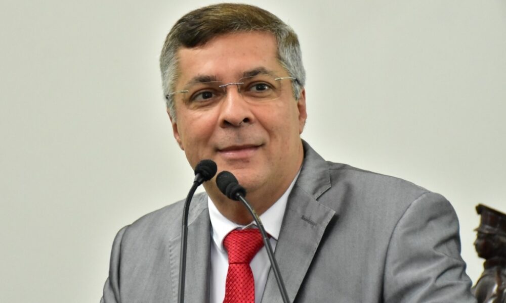 Fernando Torres: Se Eremita for vice de Zé Neto retiro meu apoio