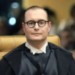 STF forma maioria pelo impedimento de Zanin para julgar Bolsonaro