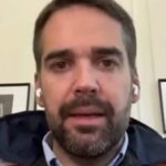 Eduardo Leite é criticado por dizer que ‘grande volume de doações’ vai prejudicar o comércio do RS; VEJA VÍDEO