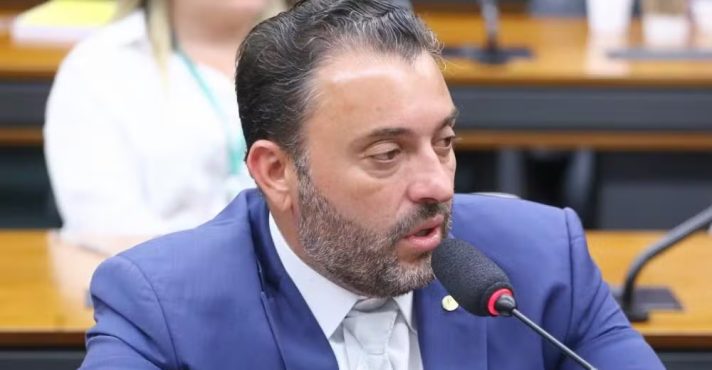 Taxação das ‘blusinhas’: relator diminui taxação para 25%