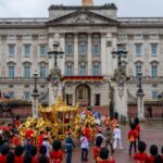 Salário e rotina: funcionários revelam como é trabalhar no Palácio de Buckingham; veja detalhes