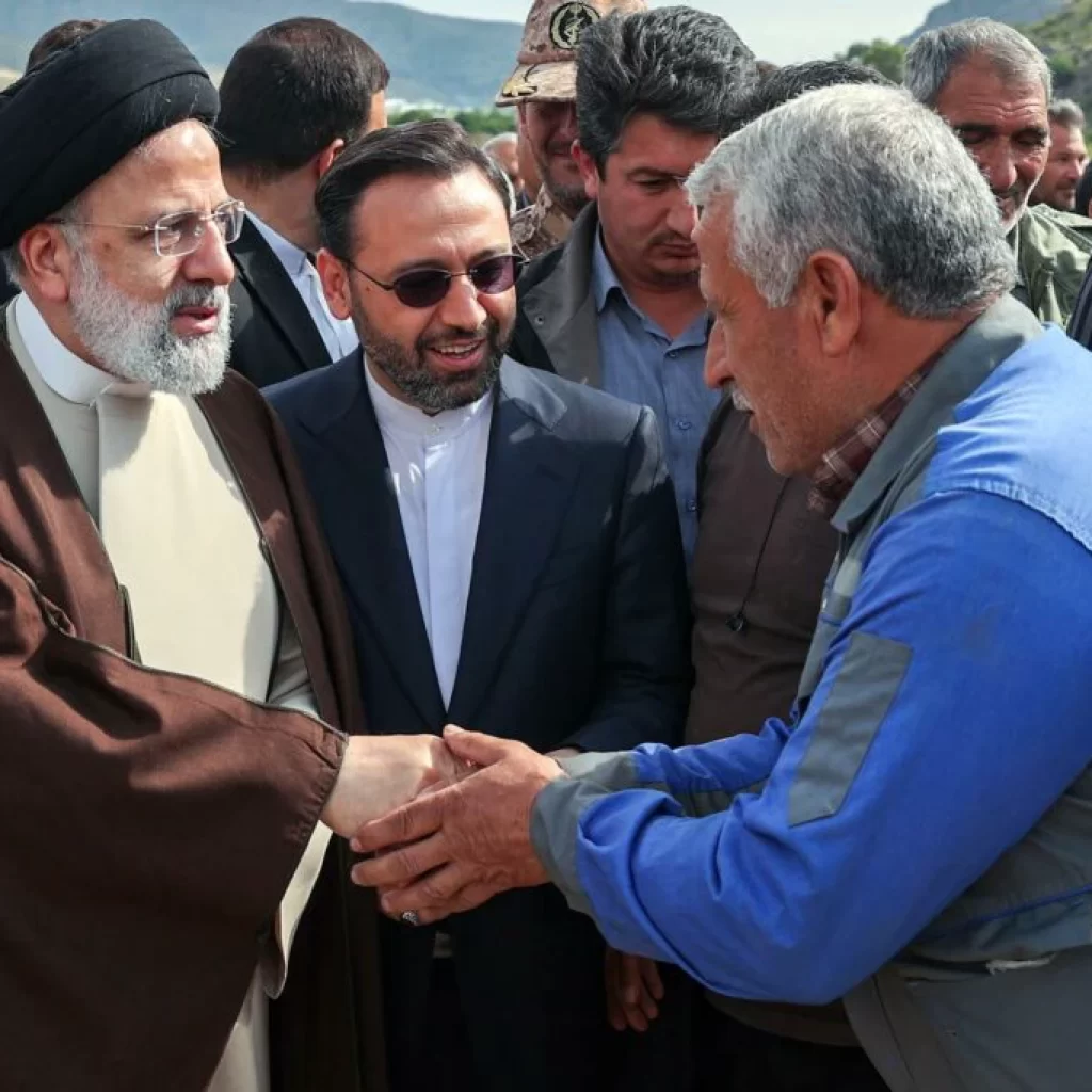 Irã: Oficial diz que informações de helicóptero são “preocupantes”