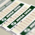 Mega-sena acumula e sorteia R$ 37 milhões na próxima terça