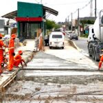 Estações de ônibus na Ayrton Senna e João Durval começam a ser preparadas para o BRT-2