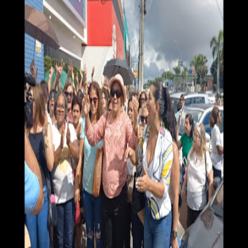 Professores protestam contra APLB e exigem direito a antecipar precatórios do Fundef