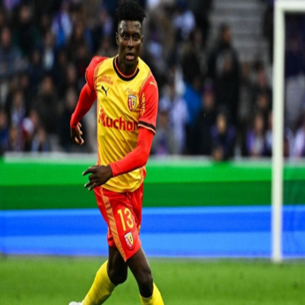 Bahia acerta venda de lateral por R$ 25 milhões a clube da França