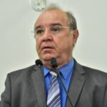 Podcast: vereador Zé Carneiro defende pagamento de precatório dos professores do município