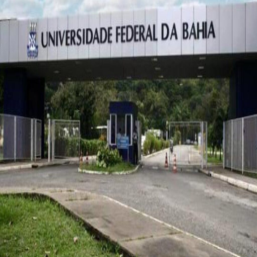 Apesar de acordo com governo, sindicato de professores mantém greve nas universidades federais