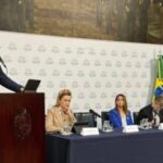 Deputados pedem a governo argentino asilo político para condenados no 8 de janeiro