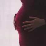 Justiça autoriza ‘aborto parcial’ de grávida de quintúplos