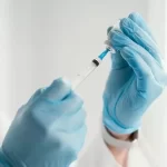 Pesquisadores relacionam excesso de mortes com vacina contra a covid