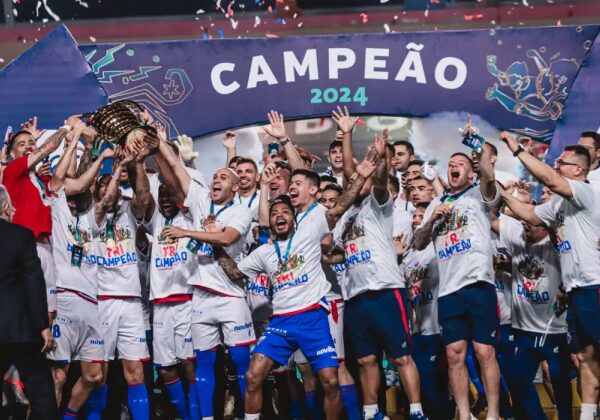 Fortaleza supera CRB nos pênaltis e conquista Copa do Nordeste