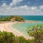 Praia de Ponta de Nossa Senhora de Guadalupe em Salvador é considerada a 5ª melhor do mundo