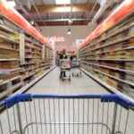 Alimentos podem subir até 7,5% em 2024, acima da inflação