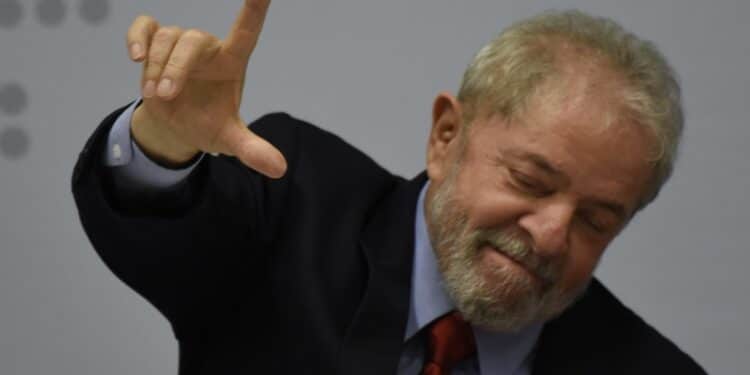Governo Lula tem rombo astronômico de R$ 280 bilhões em maio, mesmo com aumento de receita