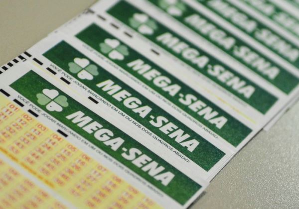 Mega-Sena sorteia neste sábado prêmio acumulado em R$ 110 milhões