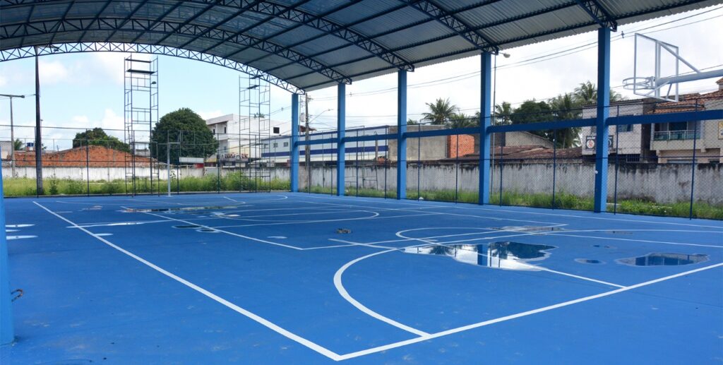 Quadras esportivas das Estações Cidadania-Cultura estão sendo reformadas pela Prefeitura