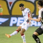 Vitória perde para o Botafogo, mantém tabu e segue próximo do Z-4