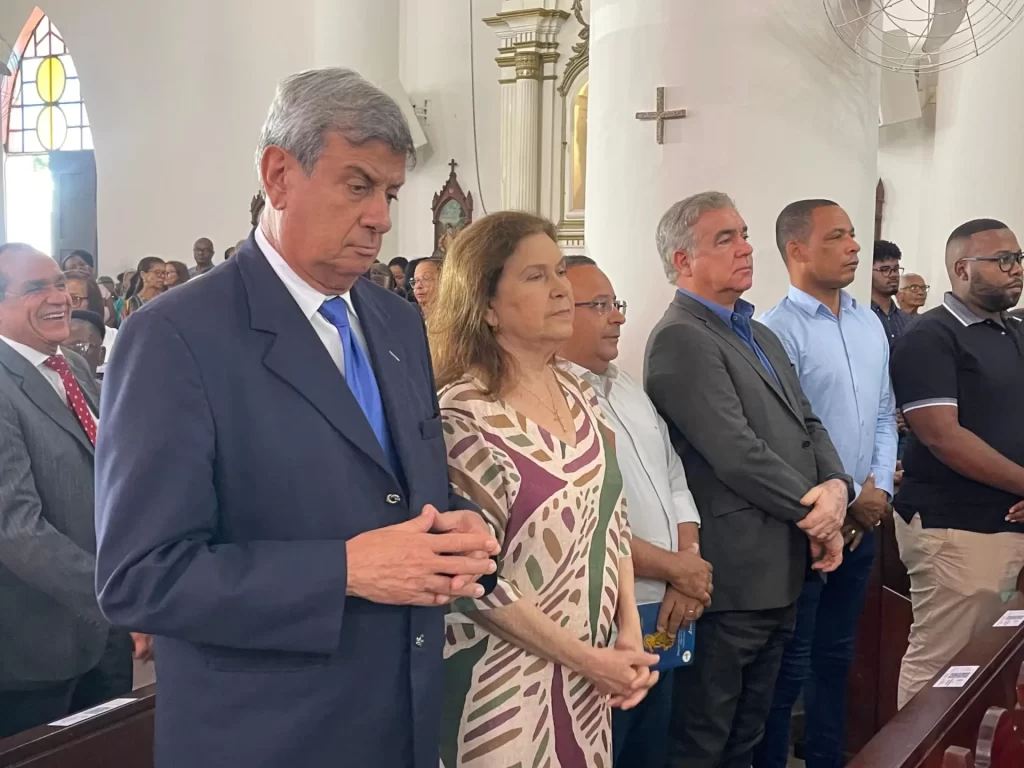 Prefeito destaca importância da fé na festa de Senhora Sant’Ana