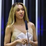 PGR recebe denúncia contra Erika Hilton por ofensas a Júlia Zanatta