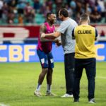 Sobe e Desce: Marca de gols com Ceni e erros fora de casa marcam a semana do Bahia