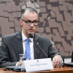 Presidente da Anvisa gastou mais de R$ 1 milhão em viagens