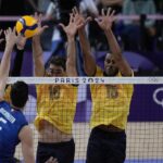 Paris 2024: Brasil estreia com derrota para Itália no vôlei masculino