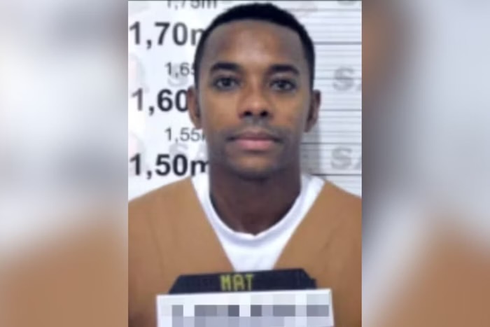 Defesa de Robinho entra com recurso para reduzir tempo dele na prisão